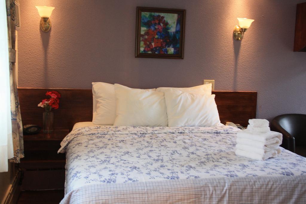 Au Doc Motel เรอปองติญี ห้อง รูปภาพ